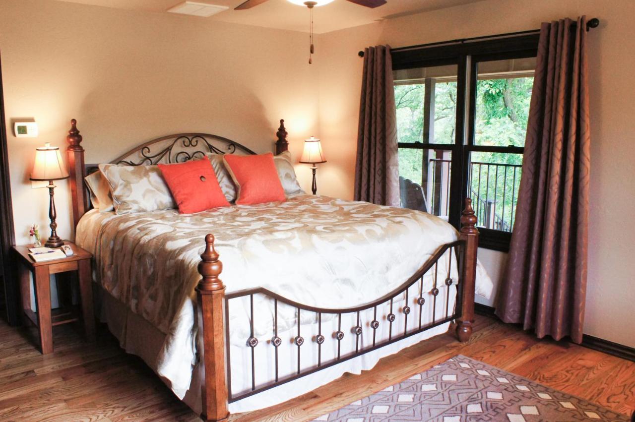 Hidden Meadows Bed And Breakfast Стилуотър Стая снимка